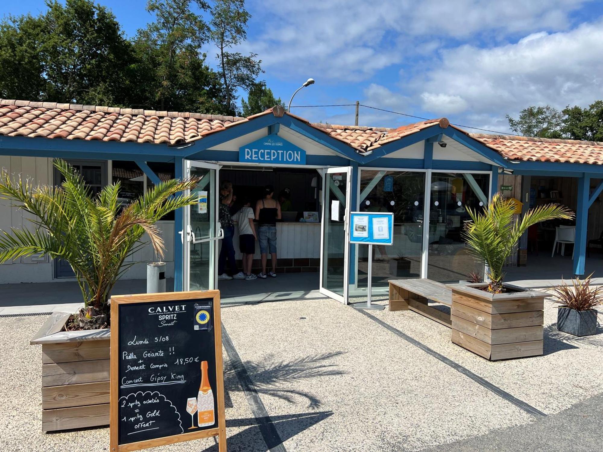 Camping Les Ourmes Hourtin Exterior foto